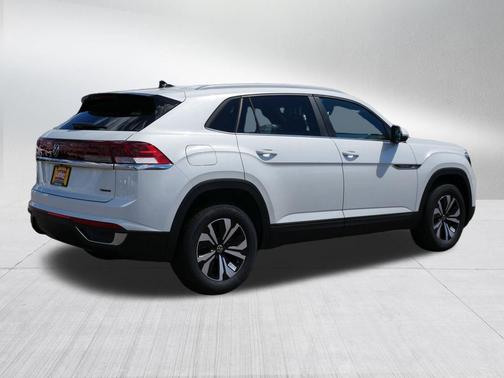 opal white pearl 2026 Volkswagen Atlas Cross Sport 2.0T SE