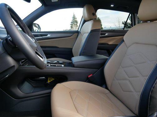 2026 Volkswagen Atlas Cross Sport 2.0T SE w/Technology 4MOTION