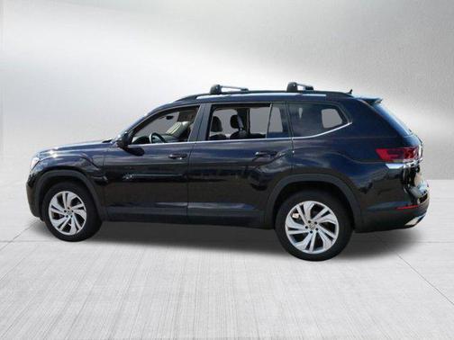 2022 Volkswagen Atlas 2.0T SE w/Technology 4MOTION