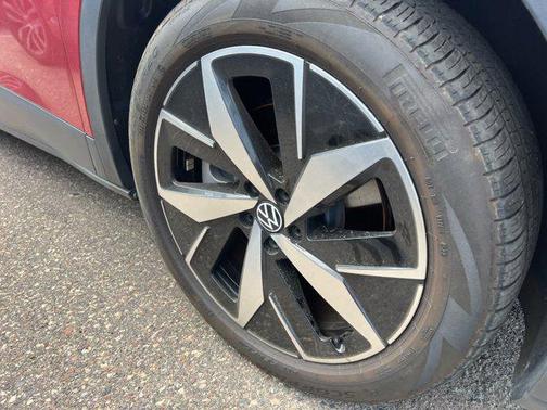 Aurora Red Metallic 2023 Volkswagen ID.4 AWD Pro S