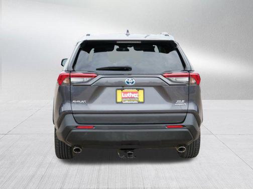 2019 Toyota RAV4 Hybrid XLE