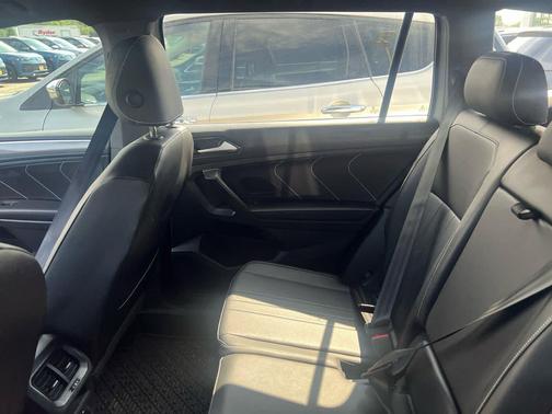 Pyrite Silver Metallic 2023 Volkswagen Tiguan 2.0T SE R-Line Black 4MOTION