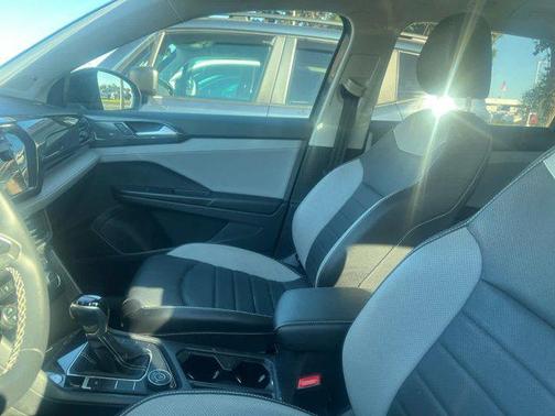 2023 Volkswagen Taos 1.5T SEL
