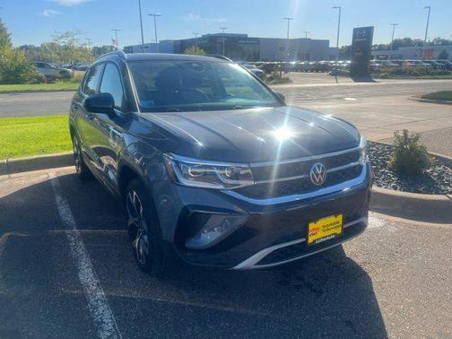 2023 Volkswagen Taos 1.5T SEL