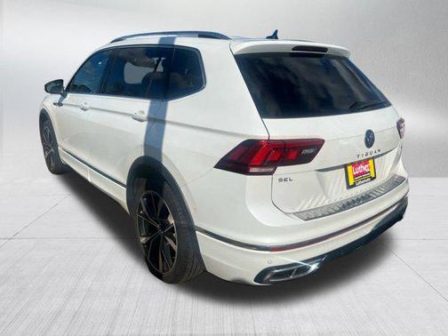 2022 Volkswagen Tiguan 2.0T SEL R-Line 4MOTION