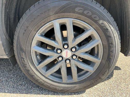 Iridium Metallic 2018 GMC Acadia SLT-1