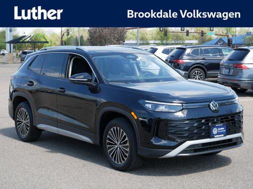 deep black pearl 2026 Volkswagen Tiguan 2.0T S 4MOTION