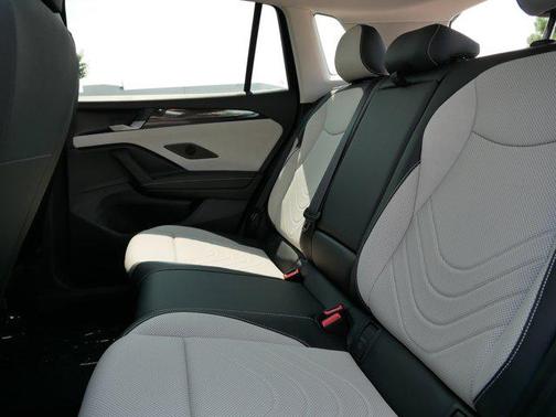 2025 Volkswagen Tiguan 2.0T SE 4MOTION