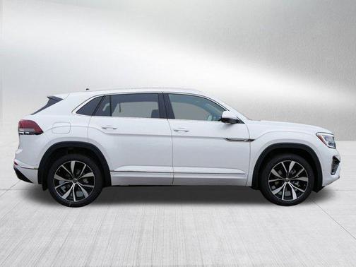 2026 Volkswagen Atlas Cross Sport 2.0T SEL Premium