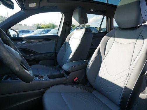 2025 Volkswagen Tiguan 2.0T SE R-Line Black 4MOTION