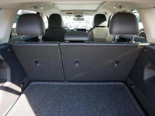 2025 Volkswagen Tiguan 2.0T SE 4MOTION