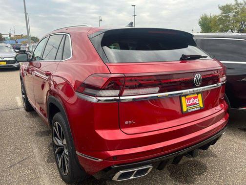 2025 Volkswagen Atlas Cross Sport 2.0T SEL Premium