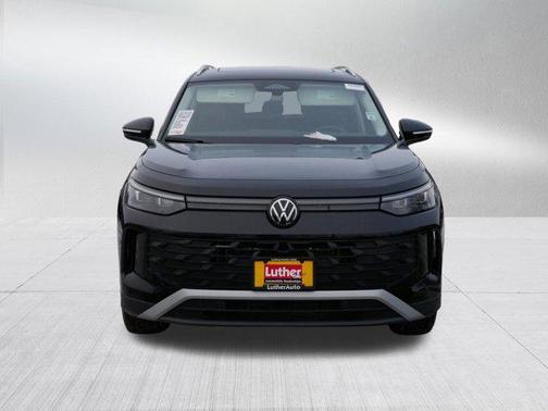 2025 Volkswagen Tiguan 2.0T SE 4MOTION