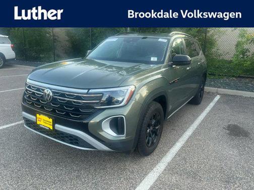 2025 Volkswagen Atlas 2.0T Peak Edition