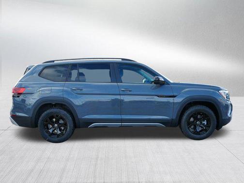 2026 Volkswagen Atlas Peak Edition