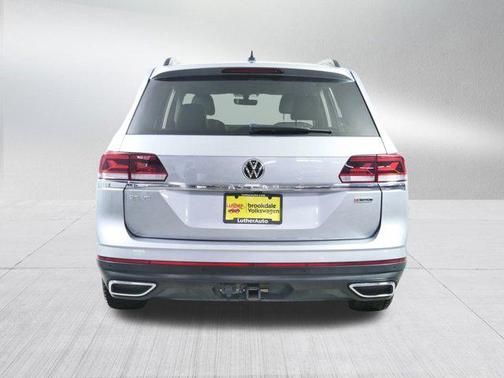 2022 Volkswagen Atlas 3.6L SE w/Technology