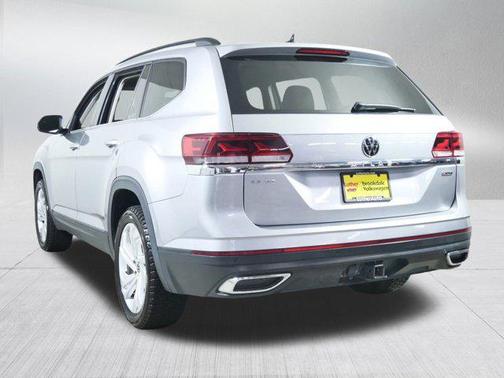 2022 Volkswagen Atlas 3.6L SE w/Technology