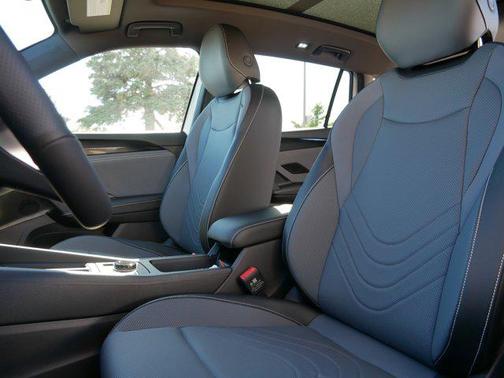 2025 Volkswagen Tiguan 2.0T SE R-Line Black 4MOTION