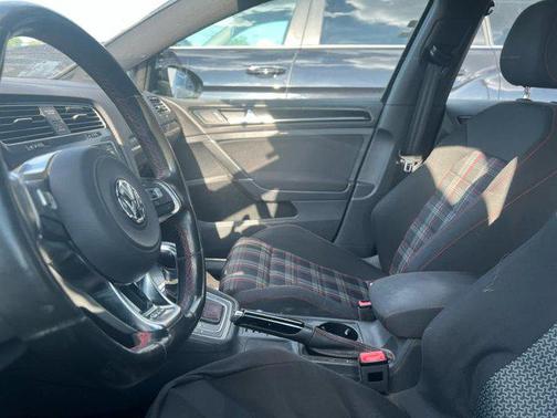 2016 Volkswagen Golf GTI 2.0T S 4-Door