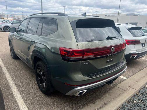 2024 Volkswagen Atlas 2.0T SEL