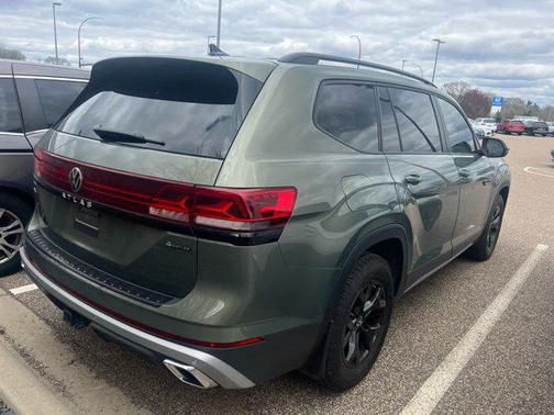 2024 Volkswagen Atlas 2.0T SEL