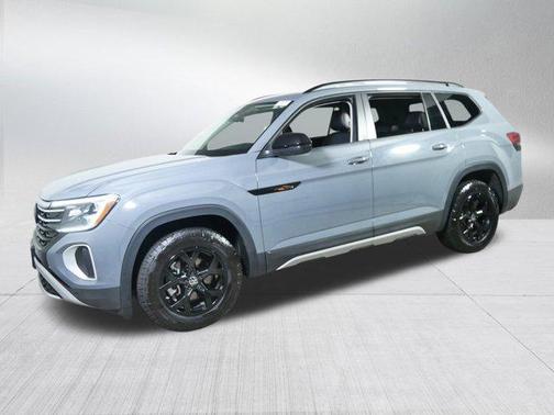 2024 Volkswagen Atlas 2.0T SE w/Technology 4MOTION