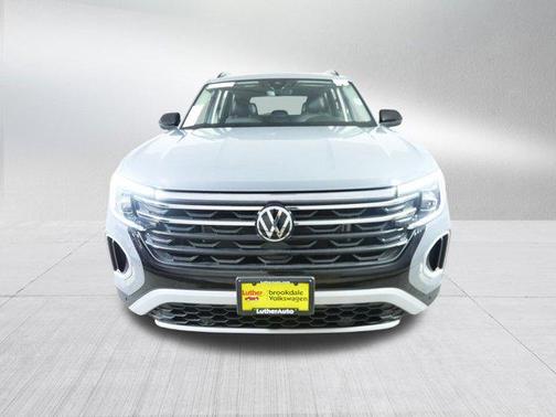 2024 Volkswagen Atlas 2.0T SE w/Technology 4MOTION