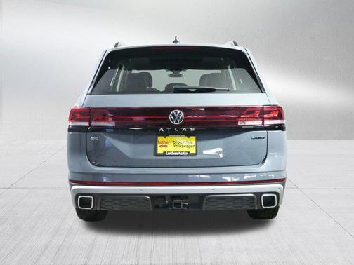 2024 Volkswagen Atlas 2.0T SE w/Technology 4MOTION