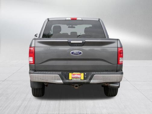 Magnetic Metallic 2016 Ford F-150 XLT