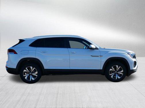 2026 Volkswagen Atlas Cross Sport 2.0T SE