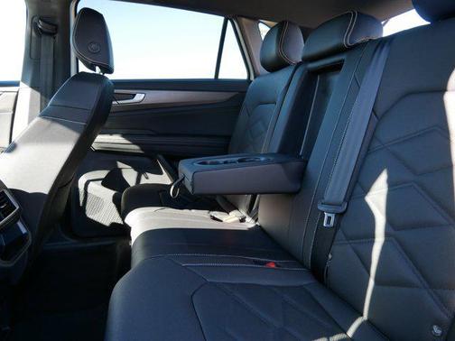 2026 Volkswagen Atlas Cross Sport 2.0T SE