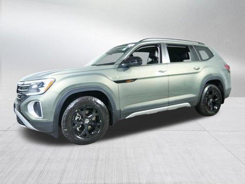 2024 Volkswagen Atlas 2.0T SE w/Technology 4MOTION