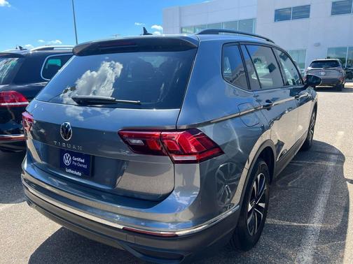 Platinum Gray Metallic 2023 Volkswagen Tiguan 2.0T S