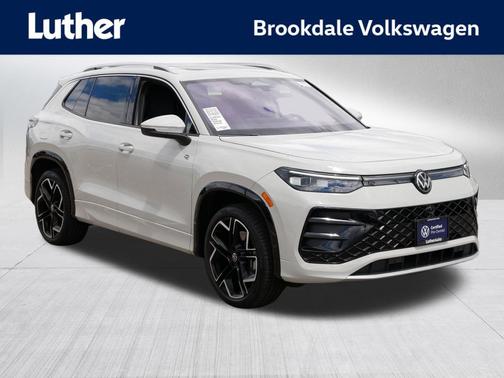 Tan 2025 Volkswagen Tiguan 2.0T SEL R-Line 4MOTION