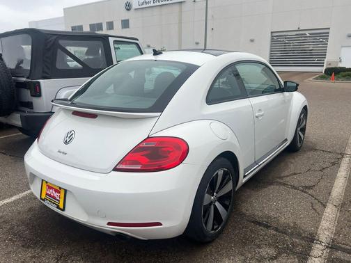 Candy White 2013 Volkswagen Beetle 2.0T Turbo