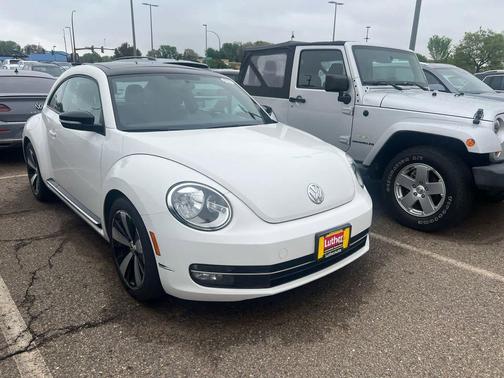 Candy White 2013 Volkswagen Beetle 2.0T Turbo