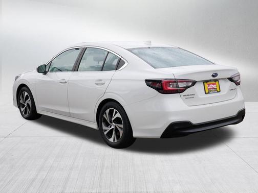 Crystal White Pearl 2022 Subaru Legacy Premium