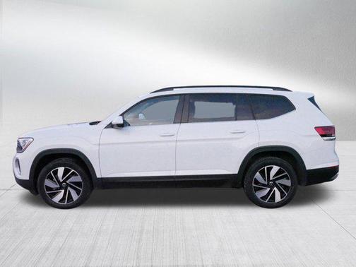 2025 Volkswagen Atlas 2.0T SE w/Technology 4MOTION