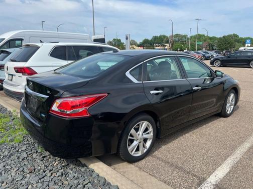 Super Black 2013 Nissan Altima 2.5 SL