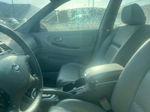 2003 Nissan Maxima GLE