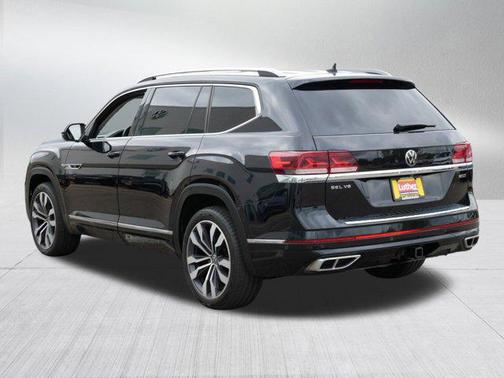 Deep Black Pearl 2022 Volkswagen Atlas 3.6L SEL Premium