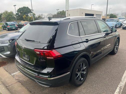 2022 Volkswagen Tiguan 2.0T SE 4MOTION