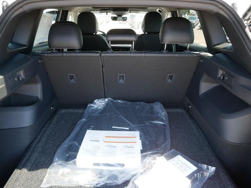 opal white pearl 2026 Volkswagen Tiguan 2.0T SE R-Line Black 4MOTION