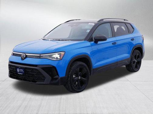 Cornflower Blue w/Deep Black Roof 2025 Volkswagen Taos 1.5T SE Black