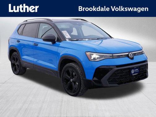 Cornflower Blue w/Deep Black Roof 2025 Volkswagen Taos 1.5T SE Black