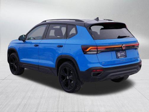 Cornflower Blue w/Deep Black Roof 2025 Volkswagen Taos 1.5T SE Black