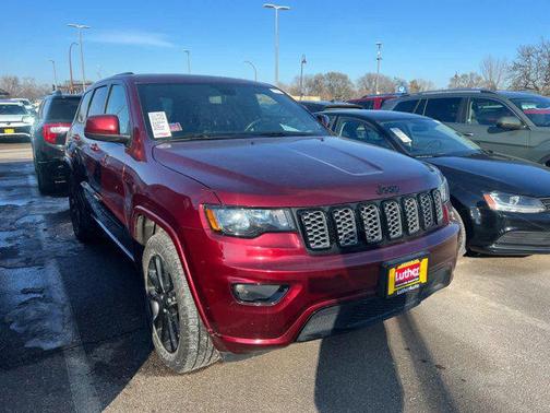 2019 Jeep Grand Cherokee Altitude