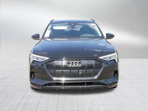 2021 Audi e-tron Premium