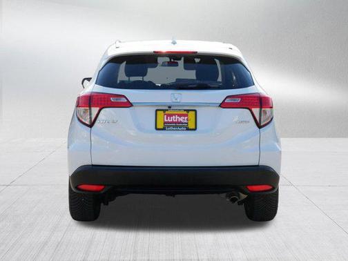 Platinum White Pearl 2022 Honda HR-V EX