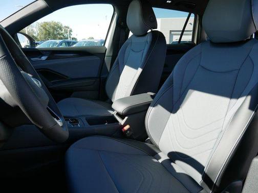 2025 Volkswagen Tiguan 2.0T SE R-Line Black 4MOTION